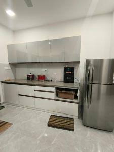 Ultra-Modern Fullt Furnished 2BHK Near JNTU Metro - Launched Just Now