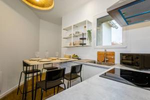 La Residence - Louez l-un de nos 4 appartements prives ! : Chambre Double avec Salle de Bains Privative