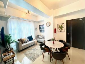 jovis Condo one pavilion place