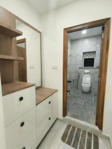 Fabolous 6 BHK Duplex Fully Furnished Near Miyapur and Jntu - Just Now Launched