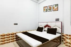 ROYAL VILLA HOTEL - Usrāhar