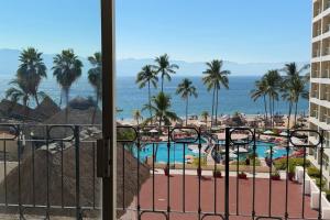 Ocean-view condo with exclusive amenities!