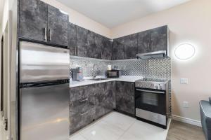 Hotel Montreal Metropolitan, an Ascend Collection Hotel