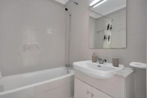 Townhouse in Heart of Calahonda