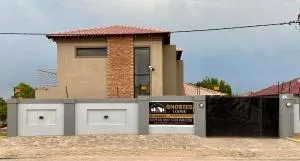 Gnostes Lodge - Farmall