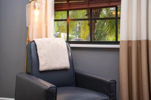 Bonita Beach Oasis - Pool & Fire Pit