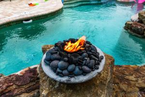 Bonita Beach Oasis - Pool & Fire Pit