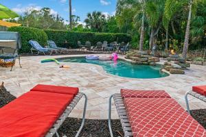 Bonita Beach Oasis - Pool & Fire Pit