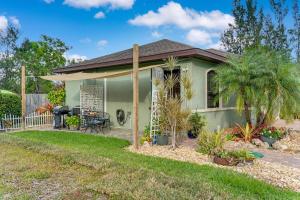 Bonita Beach Oasis - Pool & Fire Pit