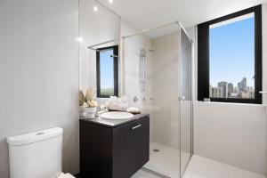 Stunning Ocean & River View 3BR close to beach and shops