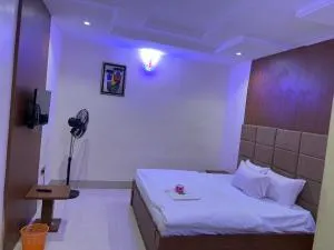 Louisiana Hotels and Suites - Ojo