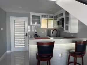 Seaside Serenity Deluxe