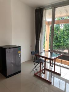 Pai Casita walking street