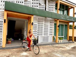 Pai Casita walking street