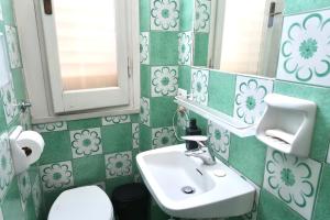 Camera Matrimoniale con Bagno in Comune