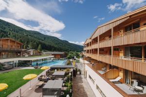 Alpine Nature Hotel Stoll