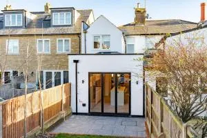 Very Luxury home 5min walk to Hertford Town - 韦尔