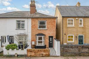 Very Luxury home 5min walk to Hertford Town
