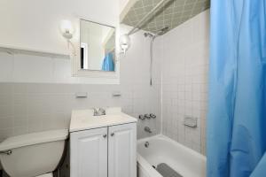 5 Bedroom 2 Bath Full Floor Midtown