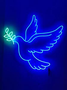 Dove Cottage is a Central, Riverside, Charming Victorian Cottage