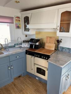 Fraunies Beach House Anderby Creek - Dog friendly