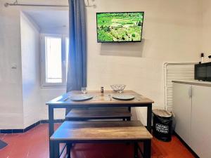 Appartements La Forgia - Centre Historique, Duplex, Clim, 2 personnes : photos des chambres