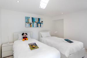 Red View Apartment - Happy Rentals