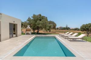 Villa Erato - Elysian Villas Kefalonia, 200m from Beach, New 2024