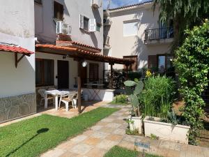 Paralia Ofrinio - Beach Apartments