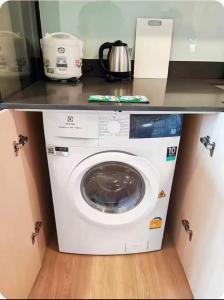 Rama9 Sky Loft 1Br Qeiet Higt