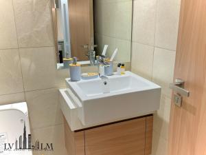 Studio In Azizi Riviera 47