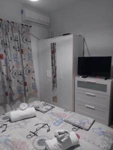 Paralia Ofrinio - Beach Apartments