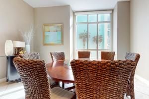 Sapphire Bungalow #106