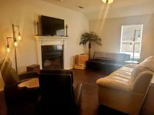 The Modern Traveler Cozy and Quiet - Levelland