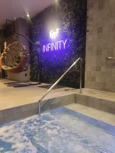 Flat Infinity