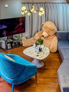 霜月simotsuki 最大10人 寝室3 無料駐車場2台分 24Hスーパー1 分 地下鉄心斎橋難波日本橋10分 最寄駅3分