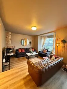 Family house near airport - 凯夫拉维克