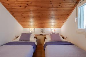 Apartments by the sea Prizba, Korcula - 23354