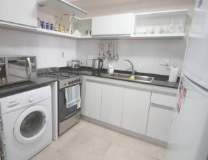 Departamento completo con balcón