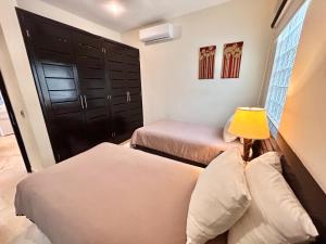 El Faro 402 SURF ocean view 2 bedroom condo