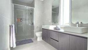 Sandy Shores Capel, New Build, 5m walk to beach, 7 min to springs