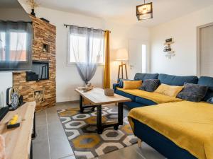 Charmante Maison Moderne avec Jardin Privé à 9 km de la Plage, Wi-Fi et Équipements Confortables - FR-1-306-1277
