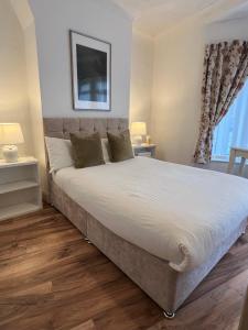 2025 Award Winner Liverpool Ivy House - 4 Bedrooms