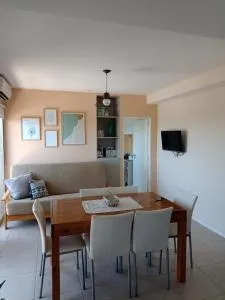 Depto Luminoso a 3 Cuadras del Centro - Miquins - 胡宁