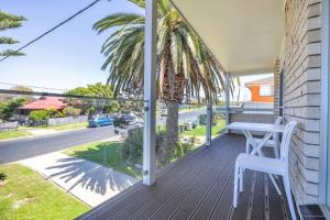 Marina Views 51 Murrah Street