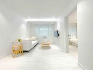 Designer Cozy 3BR House in Hongdae - Hyŏnŭi-dong