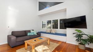 Sawtell Beach Shack 2