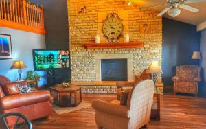 Fossil Creek Hotel & Suites