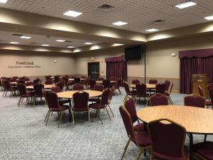 Fossil Creek Hotel & Suites