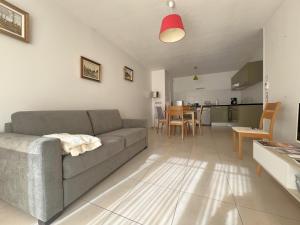 Appartements Appartement confortable proche centre-ville, 4 pers, parking inclus - FR-1-474-209 : photos des chambres